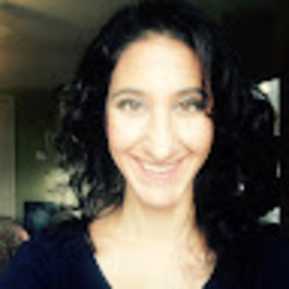 Meet your Posher, Anissa - Picture 1 of 1